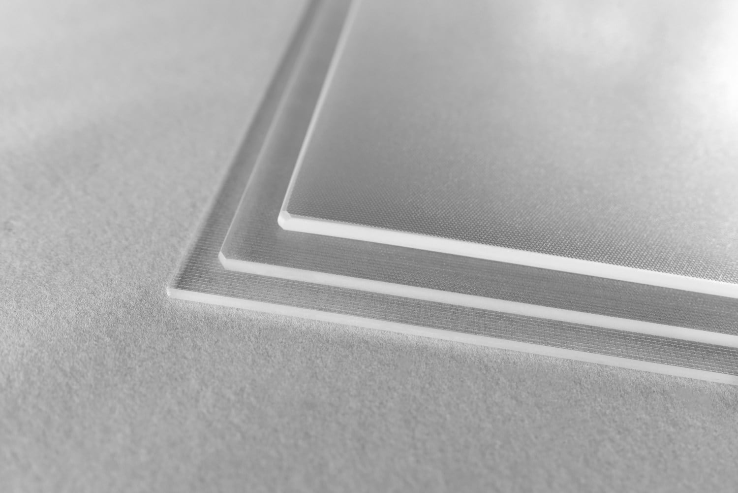 2.0 mm Ultra-Clear Anti-Reflective Double-Coated Anti-Soiling Patterned Glass